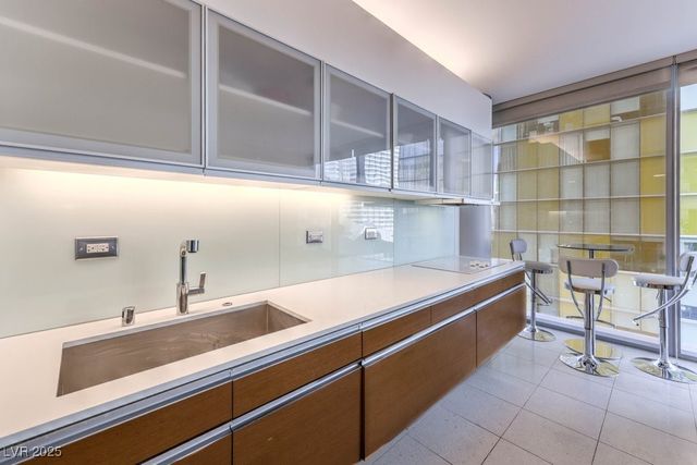 3722 Las Vegas Boulevard 708, Las Vegas, NV 89158