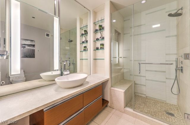 3722 Las Vegas Boulevard 708, Las Vegas, NV 89158