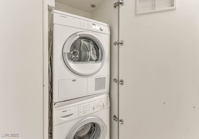 3722 Las Vegas Boulevard 708, Las Vegas, NV 89158