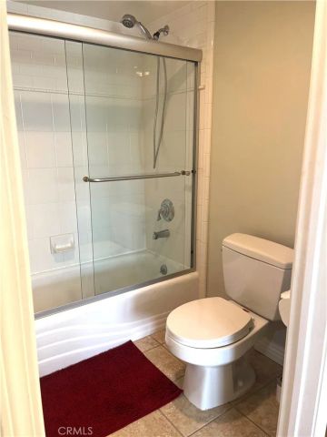 10623 Moorpark Street 1, Toluca Lake, CA 91602