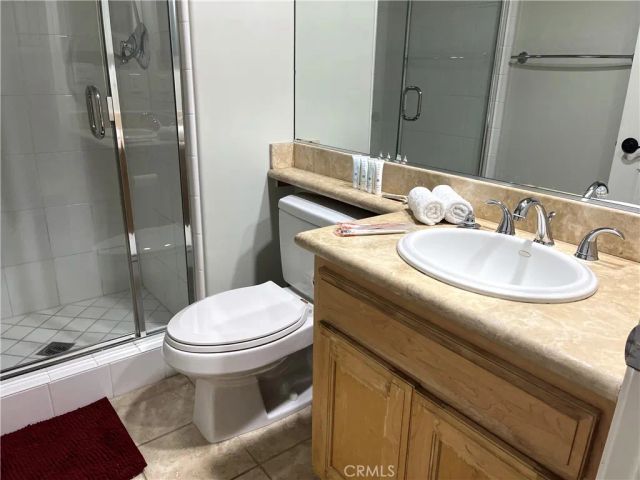 10623 Moorpark Street 1, Toluca Lake, CA 91602