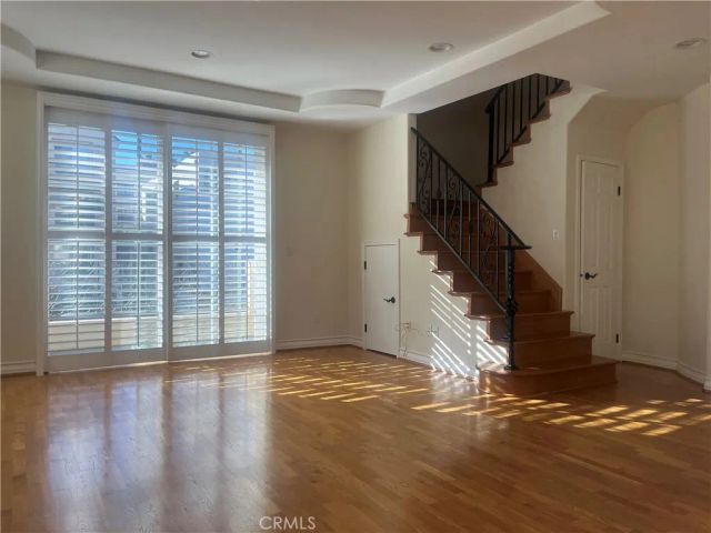 10623 Moorpark Street 1, Toluca Lake, CA 91602