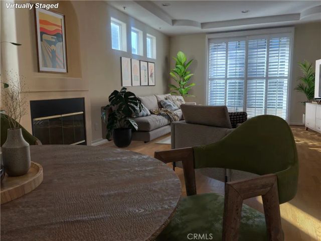 10623 Moorpark Street 1, Toluca Lake, CA 91602