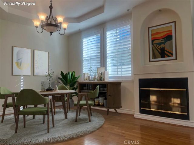10623 Moorpark Street 1, Toluca Lake, CA 91602