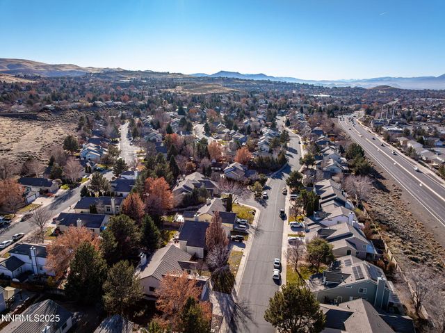 5466 Santa Rosa Avenue, Sparks, NV 89436