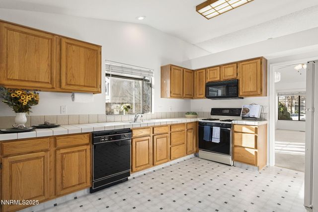 5466 Santa Rosa Avenue, Sparks, NV 89436