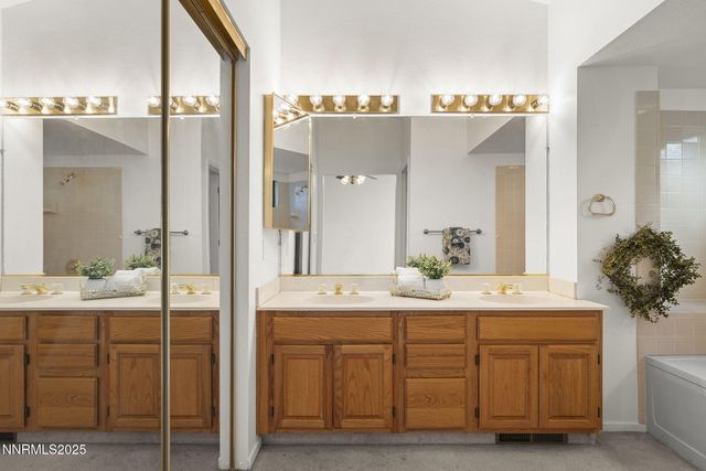 5466 Santa Rosa Avenue, Sparks, NV 89436