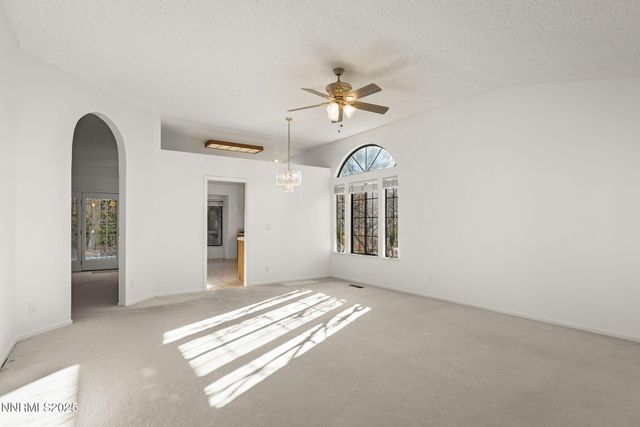 5466 Santa Rosa Avenue, Sparks, NV 89436