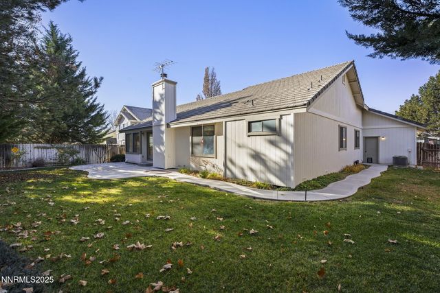 5466 Santa Rosa Avenue, Sparks, NV 89436