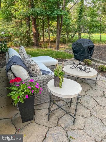 39 LADY DIANA CIR, Marlton, NJ 08053