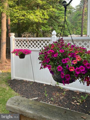 39 LADY DIANA CIR, Marlton, NJ 08053