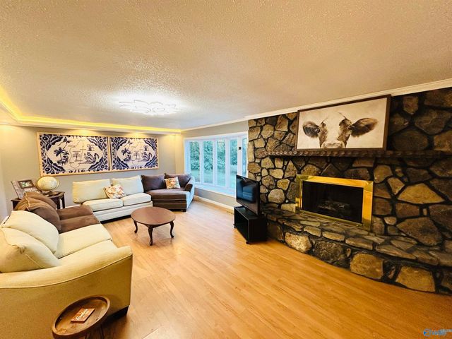 630 Carolyn Court, Gadsden, AL 35901