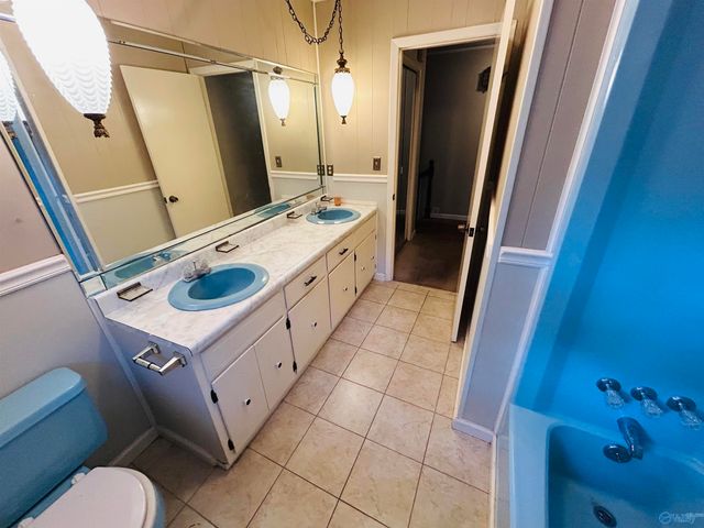 630 Carolyn Court, Gadsden, AL 35901