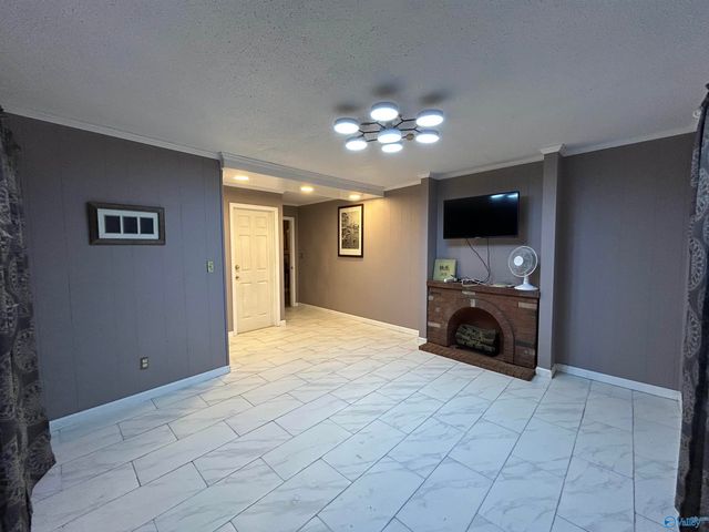 630 Carolyn Court, Gadsden, AL 35901
