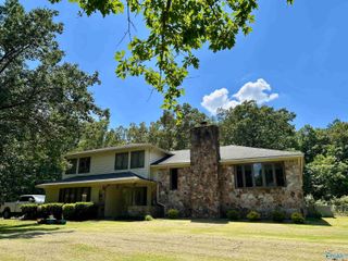 630 Carolyn Court, Gadsden, AL 35901