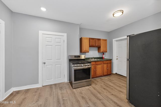 512 1st Street, Albany, NY 12206