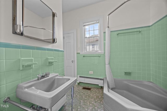 112 Rectory Street, Oxford, NC 27565