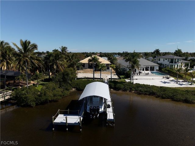 6901 Deep Lagoon LN, Fort Myers, FL 33919