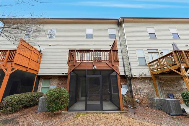 7809 Laurel Crest Drive, Suwanee, GA 30024
