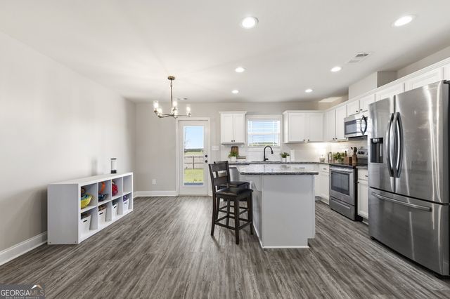 121 Rambo Way, Perry, GA 31069