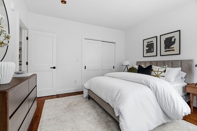 73 Romsey St, Boston, MA 02125