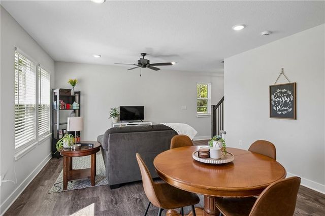 5232 N Cambridge Avenue, Kansas City, MO 64119