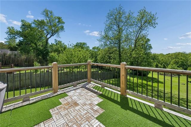 5232 N Cambridge Avenue, Kansas City, MO 64119
