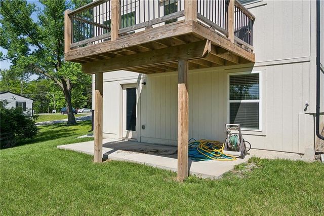 5232 N Cambridge Avenue, Kansas City, MO 64119