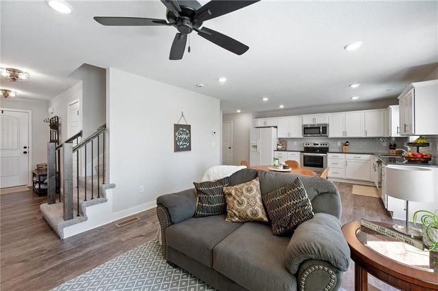 5232 N Cambridge Avenue, Kansas City, MO 64119