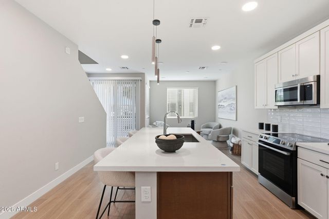 850 N 8th Avenue 11, Phoenix, AZ 85007