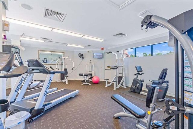 13 Uno Lago Drive, Juno Beach, FL 33408