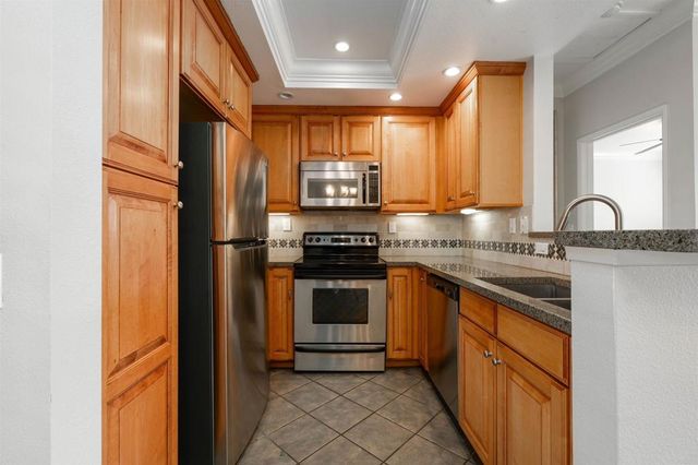 2020 Camino De La Reina 2308, San Diego, CA 92108