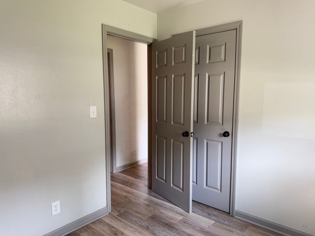 30 Gilbert Terrace, Machesney Park, IL 61115