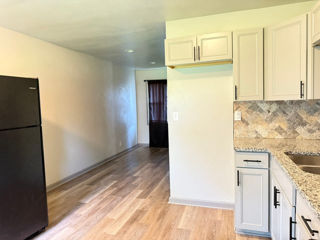 30 Gilbert Terrace, Machesney Park, IL 61115