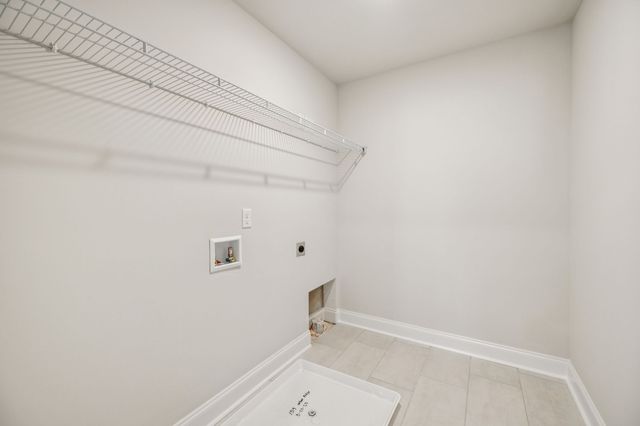 118 Dahlia Dr, La Vergne, TN 37086