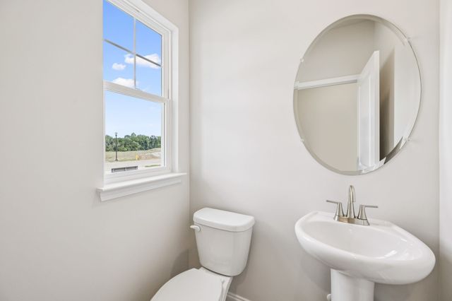 118 Dahlia Dr, La Vergne, TN 37086