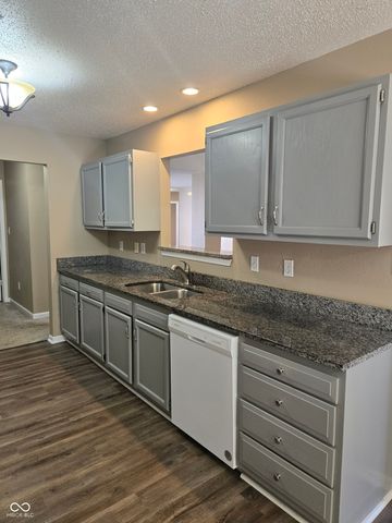 12220 Sweet Creek Trail, Fishers, IN 46037