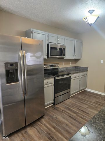 12220 Sweet Creek Trail, Fishers, IN 46037