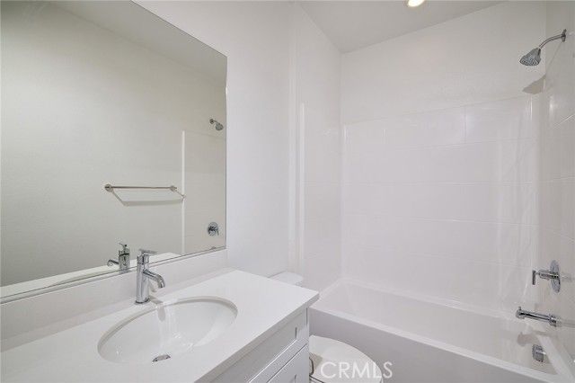 6046 Fairfax Drive, Eastvale, CA 92880