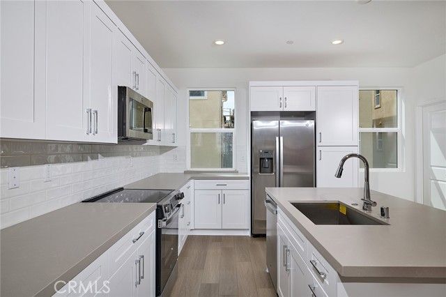 6046 Fairfax Drive, Eastvale, CA 92880