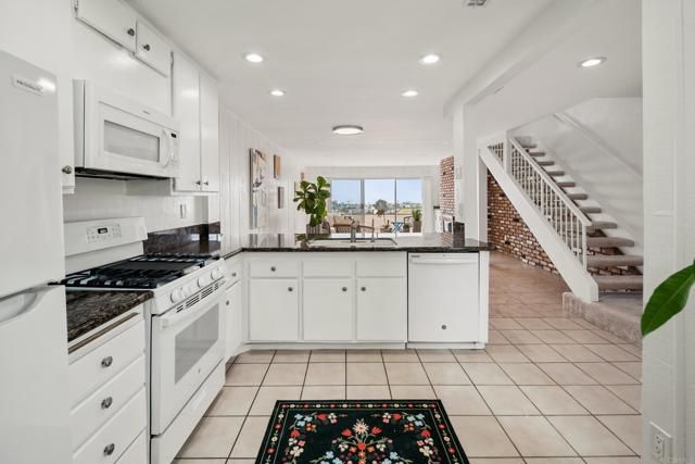 6779 Heath Court, Carlsbad, CA 92011