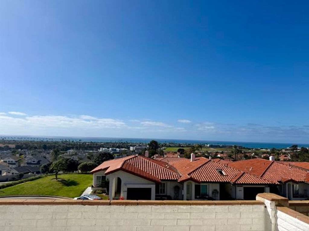 6779 Heath Court, Carlsbad, CA 92011
