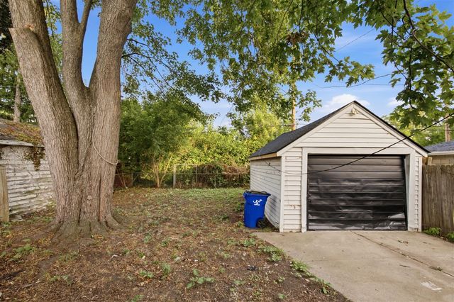 10353 Beaconsfield Street, Detroit, MI 48224