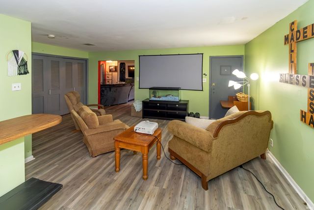 1827 N Saint Joseph Avenue, Evansville, IN 47720