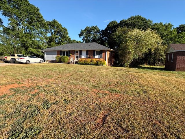 103 Elm Avenue, Anderson, SC 29625