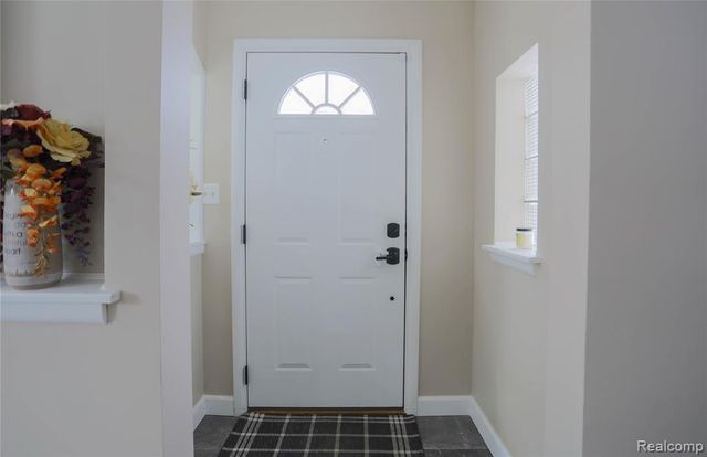 24268 Brittany Avenue, Eastpointe, MI 48021