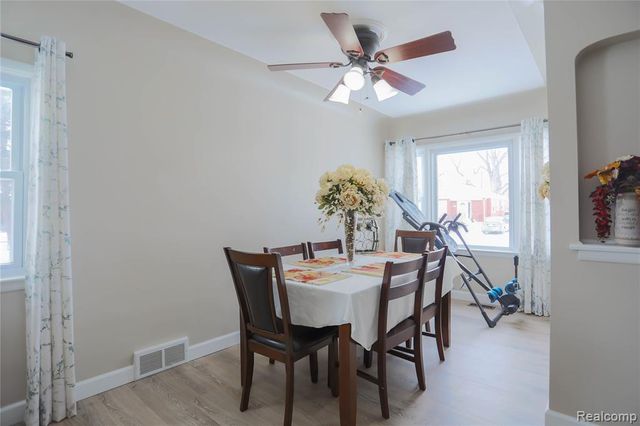 24268 Brittany Avenue, Eastpointe, MI 48021