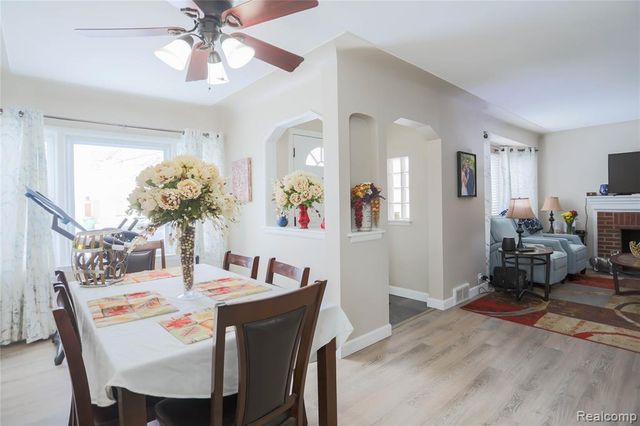 24268 Brittany Avenue, Eastpointe, MI 48021