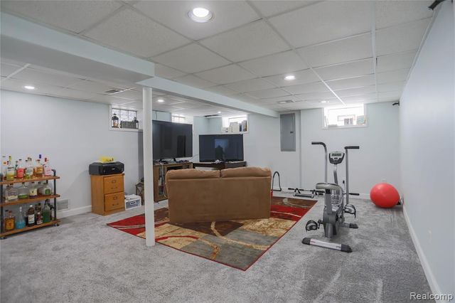 24268 Brittany Avenue, Eastpointe, MI 48021