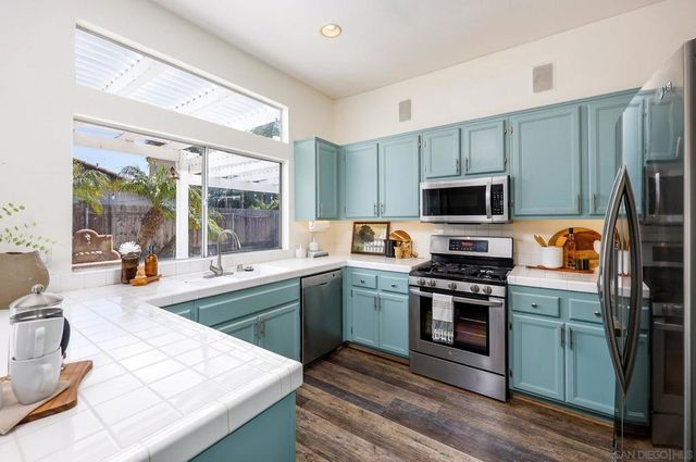 3529 La Mirada Dr, San Marcos, CA 92078